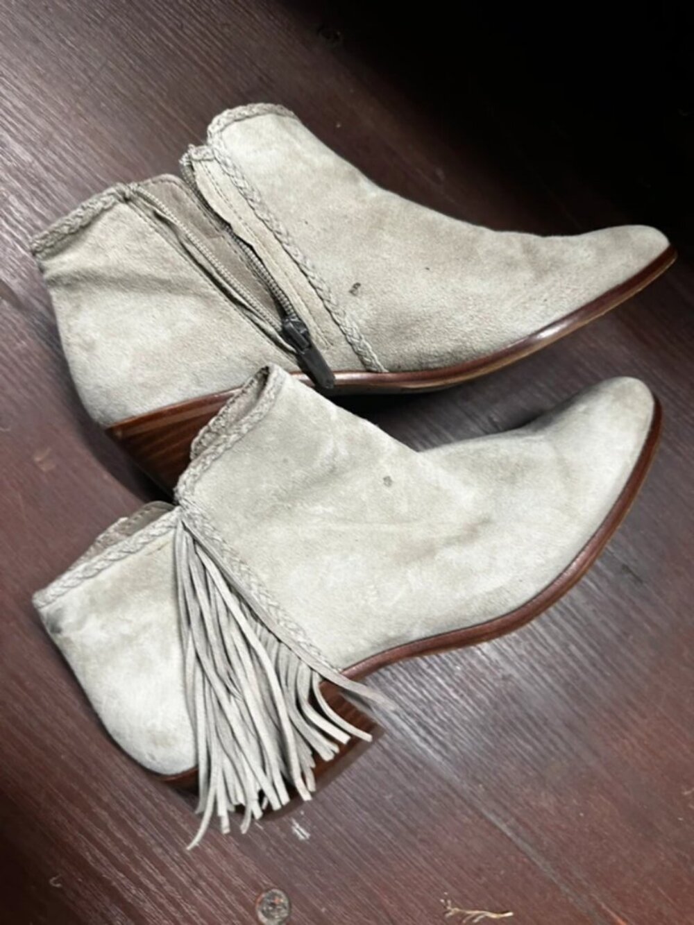 Used boots size 8.5